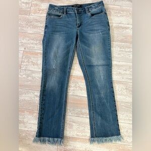 Max Jeans Women’s Size 4 Baby Boot Style Fringed Bottom Ankle Length EUC